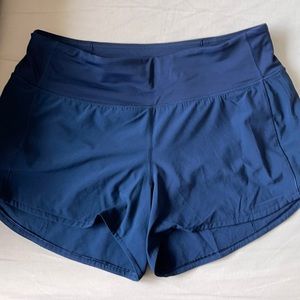 Lululemon Speed Up Mid-Rise Short 4”